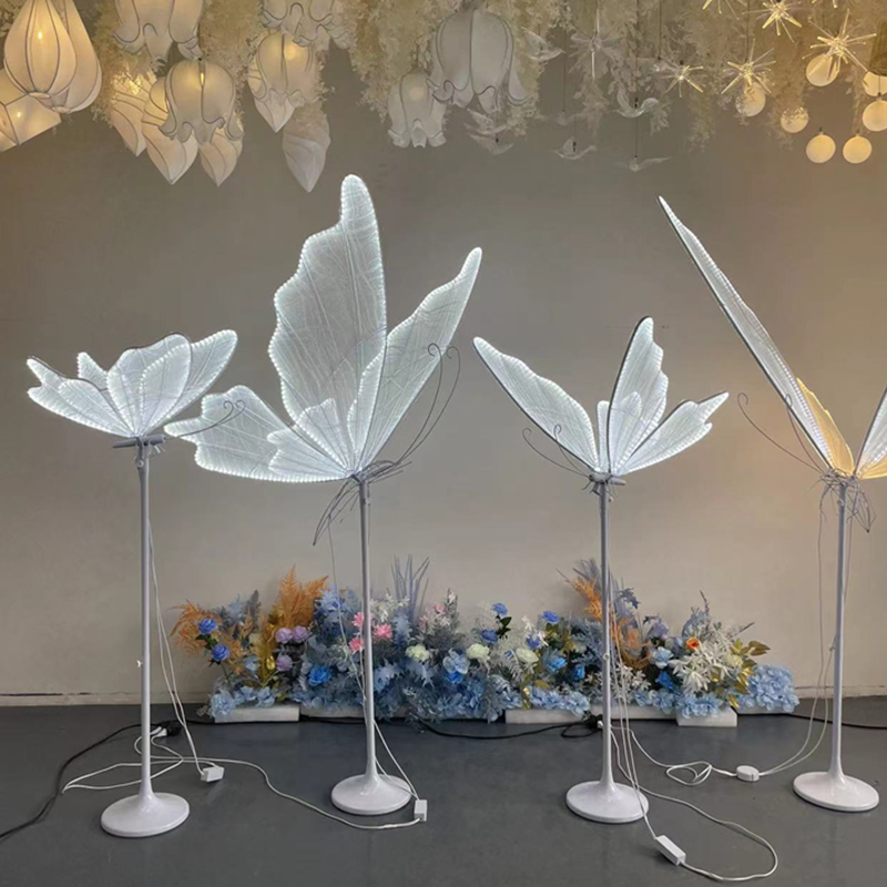 Christmas Glowing Butterfly Wi - đánh giá và giá Pendant Lighting Christmas Decor