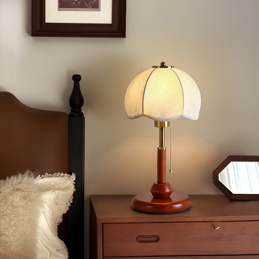 Vintage Scalloped Dome Table L - đánh giá và giá Decor Lighting Table Lamps