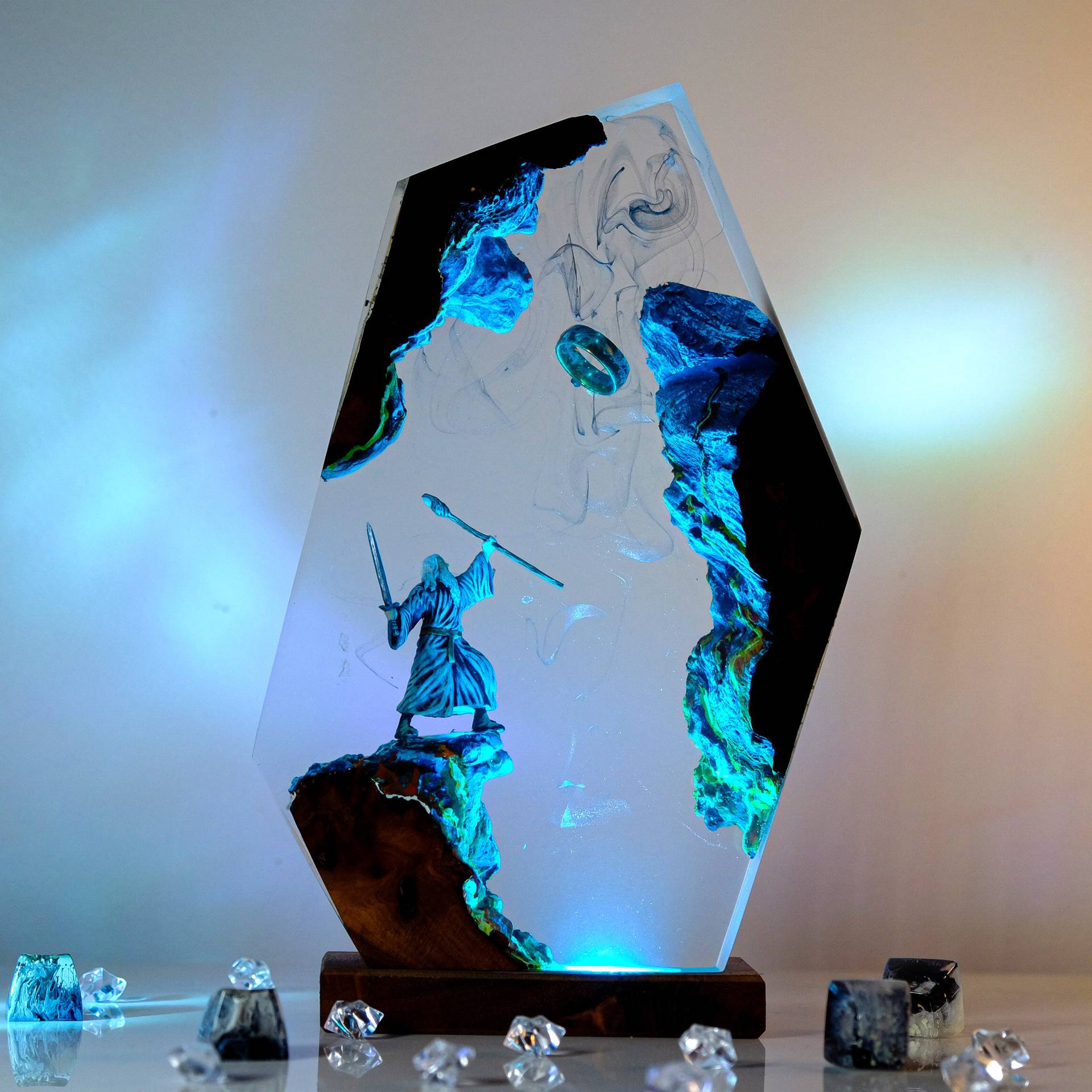 Movie Scence Figure Table Resi - đánh giá và giá Decor Lighting Table Lamps