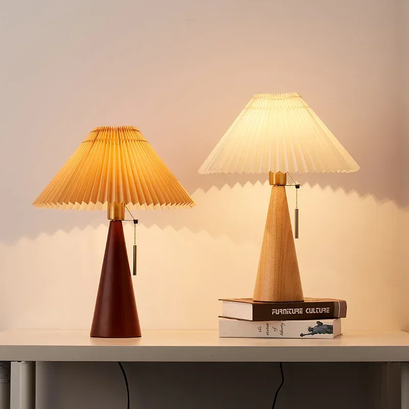Retro Pleated Table Lamp Nordi - đánh giá và giá Decor Lighting Table Lamps